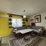 Family Flower House *