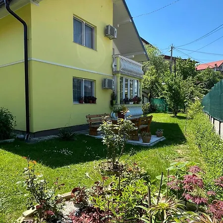 Family Flower House Vakantiehuis Sarajevo